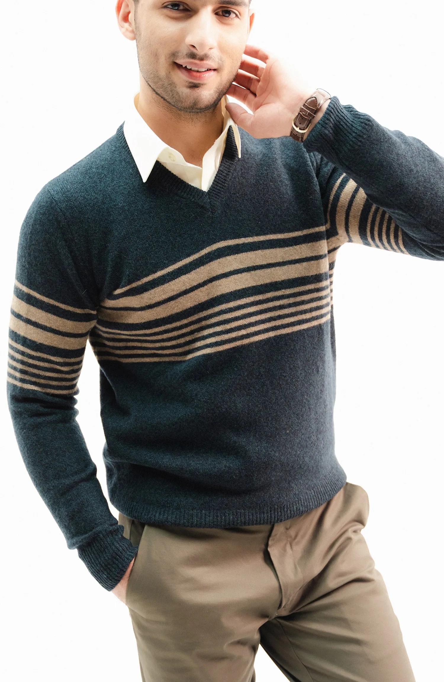 Lambs Wool Full Sleeve V Neck Sweater