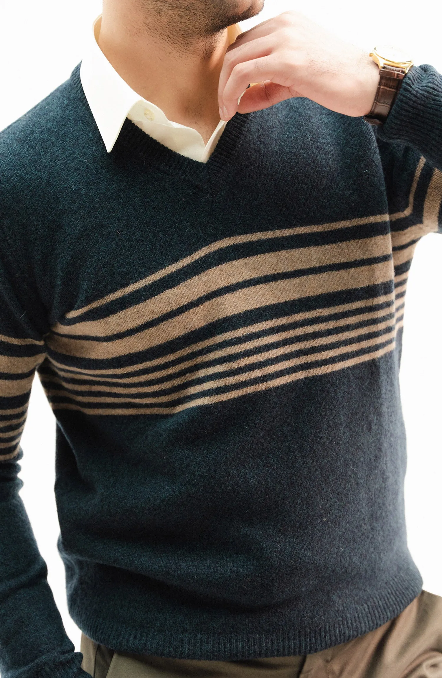 Lambs Wool Full Sleeve V Neck Sweater