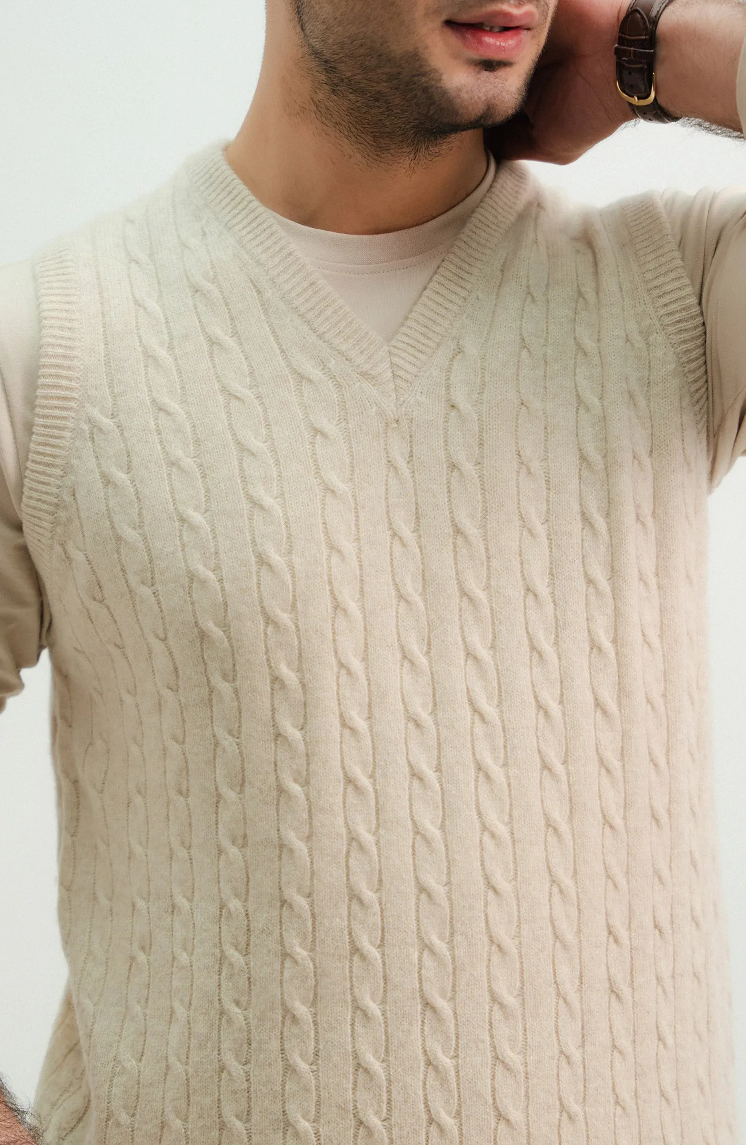 Lambs Wool - Solid Cable Knit Sweater